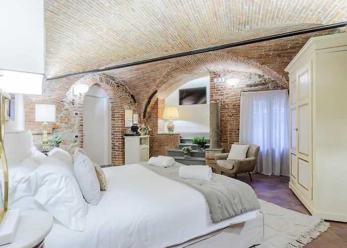 Lucca Heritage Retreat