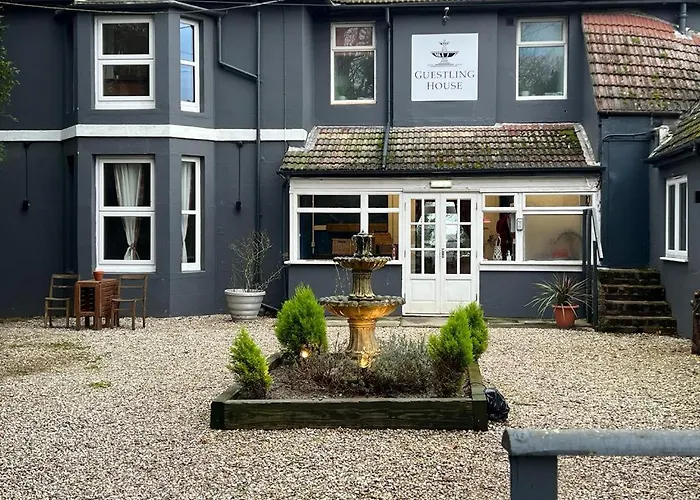 Guestling House