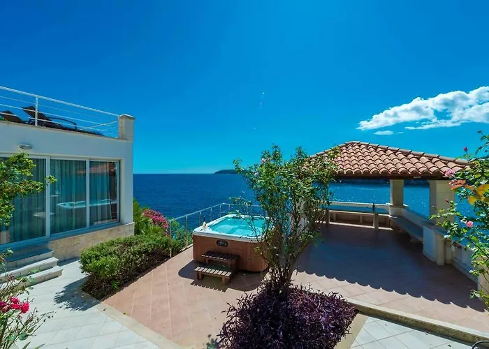 Villa K Dubrovnik-5 Bedroom Villa With Sea Access