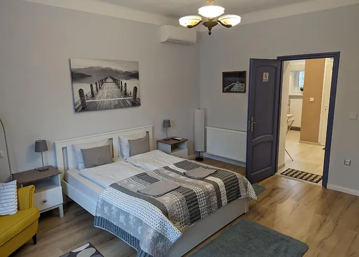 Varfal Apartman