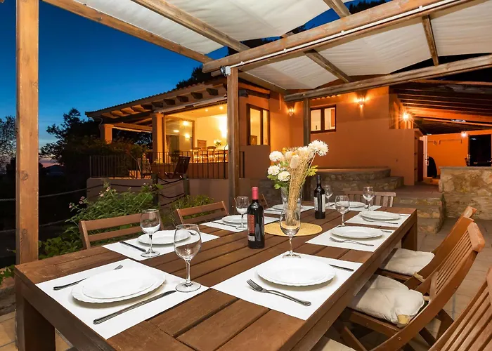 Villa In San Rafael Ibiza Sleeps 12