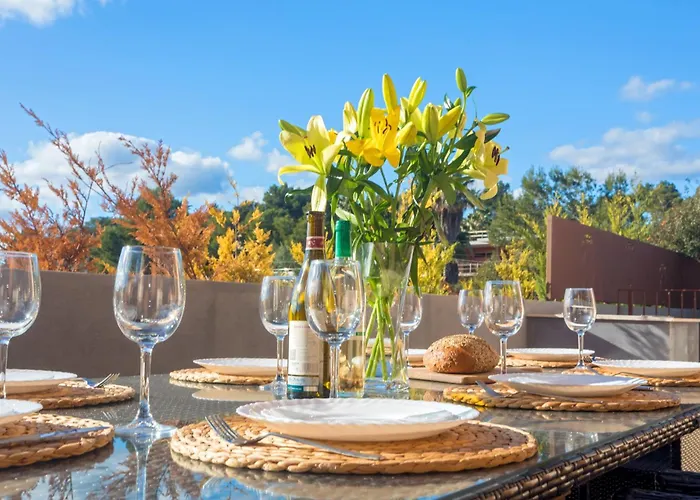 Villa Near Ibiza Town Sleeps 1214