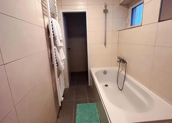 Wohngut-City Appartement 3 Fuer 1-4 Personen Inklusive Parkplatz