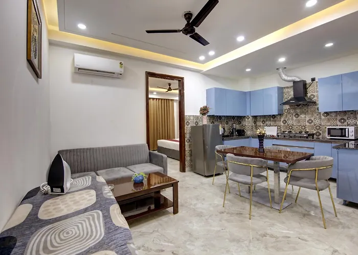 Limewood Stay - Millennium Huda City Center
