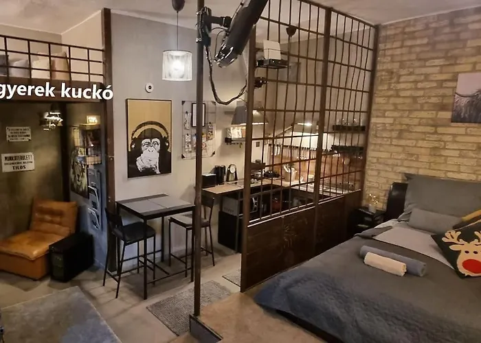 Urban In Old Town
