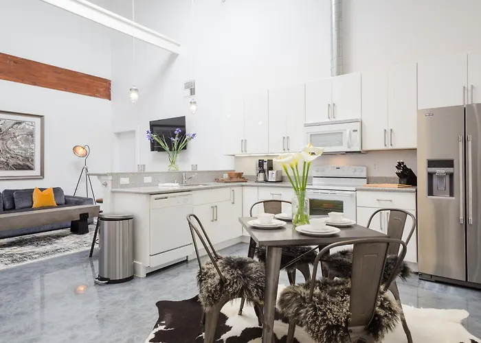 Petaluma Warehouse Lofts Unit C