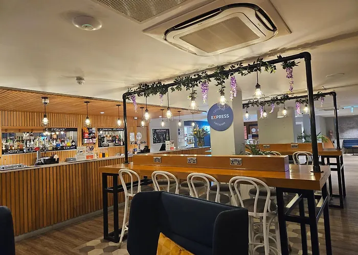 Holiday Inn Express - Wigan By Ihg