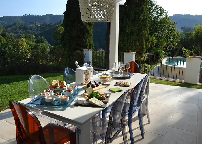 Villa Costa Medea