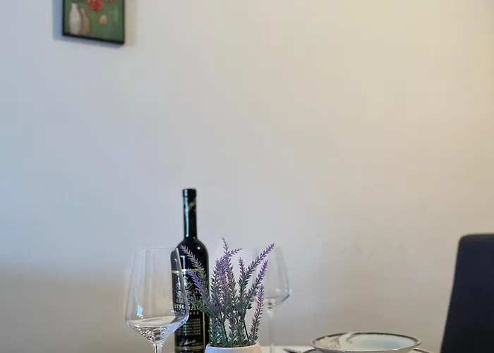 Apartments Mira
