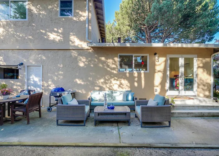 Seascape Aptos Retreat W/ Bocce Ball Court!