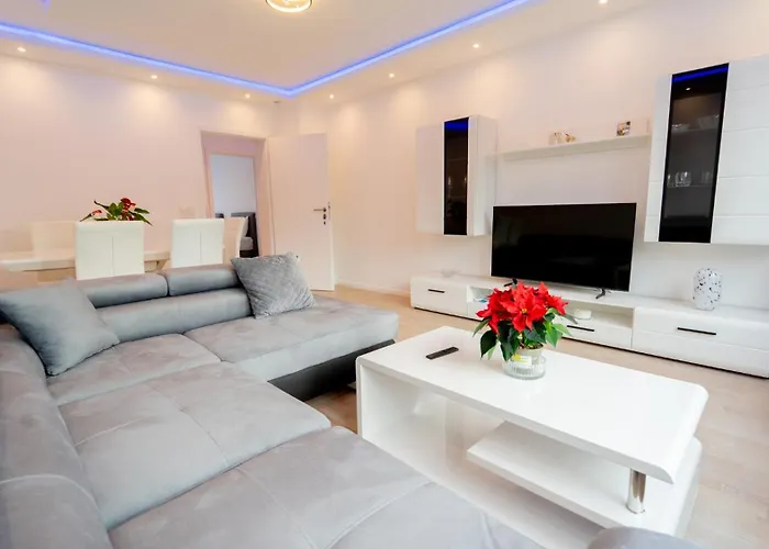 Mega Lux Apartment