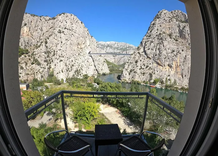 Hotel Villa Dvor (Adults Only)