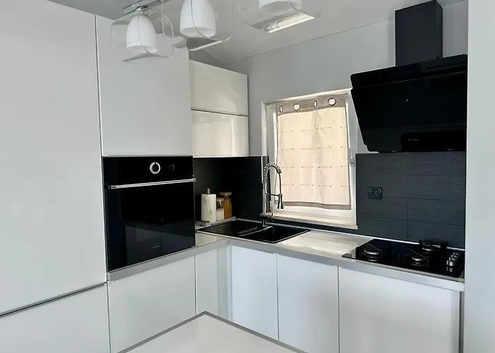 Deluxe Suites Mandic