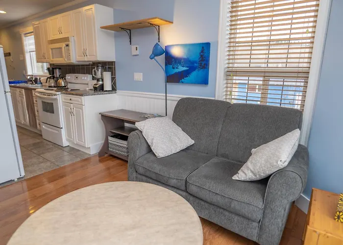 Downtown Whitehorse Apartment In Old Town