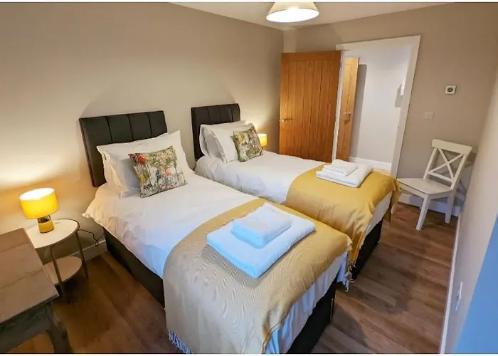 Meadow View Lodges