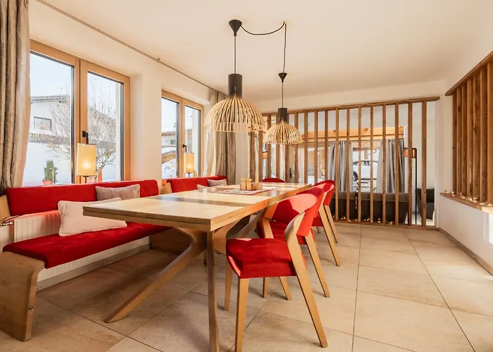Loewen Chalets