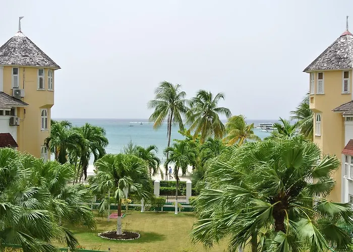 Beach Studio 9