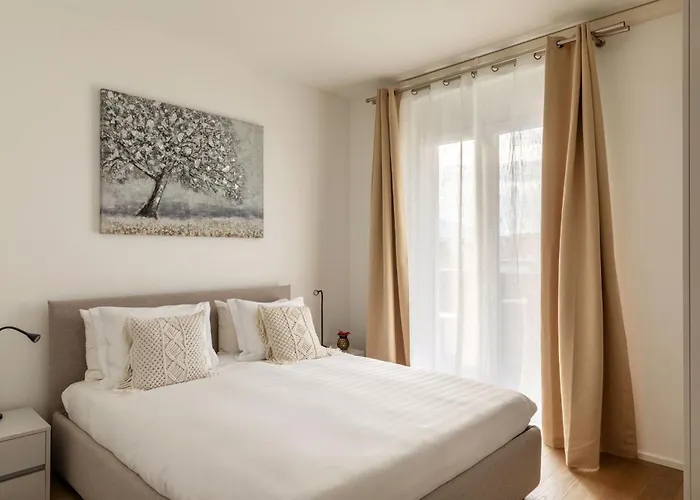 Lugano Superior Suites - Free Parking