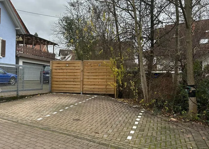 Studio-Apartment Mit Garten, Parkplatz & Kueche