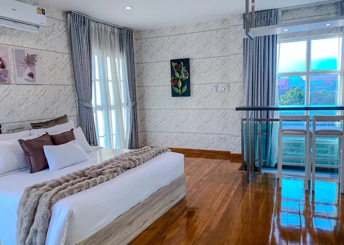 Nanah Tha Phae Private House