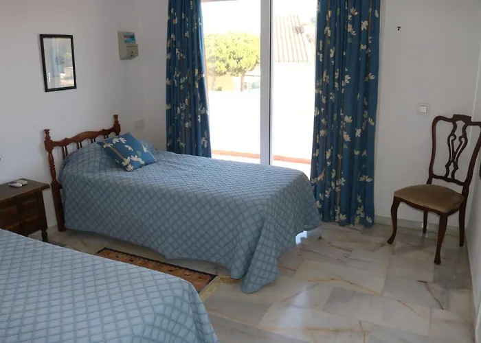 Holiday Villa In Calahonda, Near Marbella