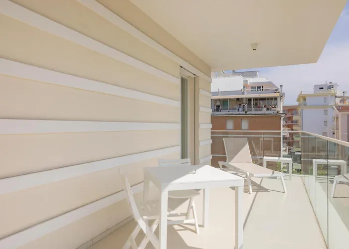 Besuite Apartments