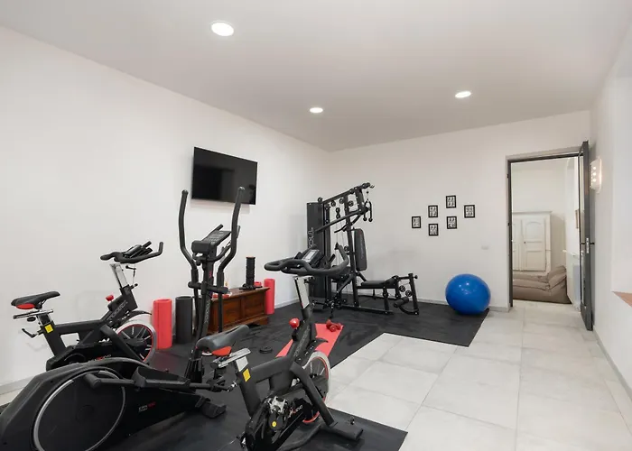 Villa Eugenia Tuscany With Private Pool, Sauna & Gym