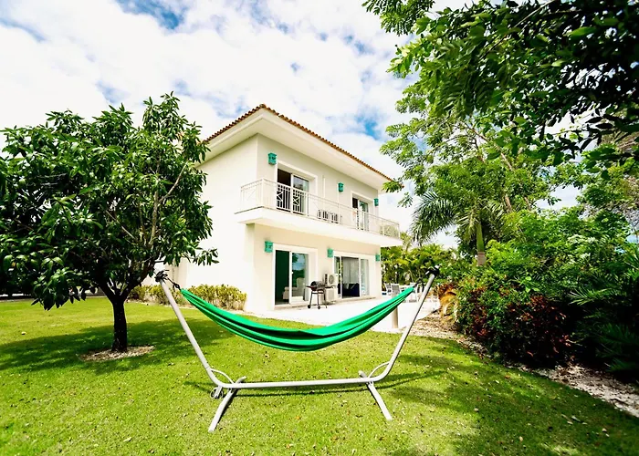Luxury Villa Iberosta Del Mar - 4Bdr, Private Beach, Pool & Jacuzzi