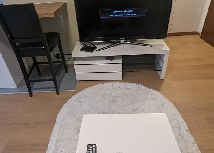 Studio Meuble Pour 2 - Proche De Montreux