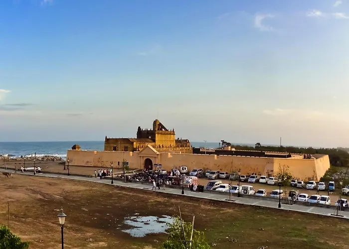 Neemrana'S - Bungalow On The Beach