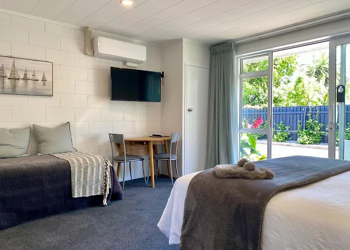 Oceans 88 Whitianga Coastal Suites