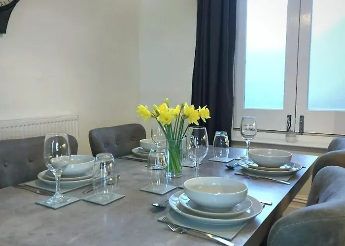 2 Bedroom City Centre Duplex Apt