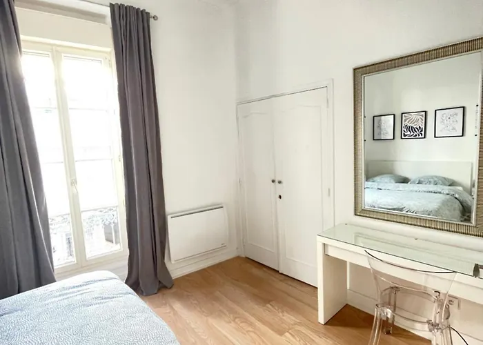 Appartement Nimes Arenes