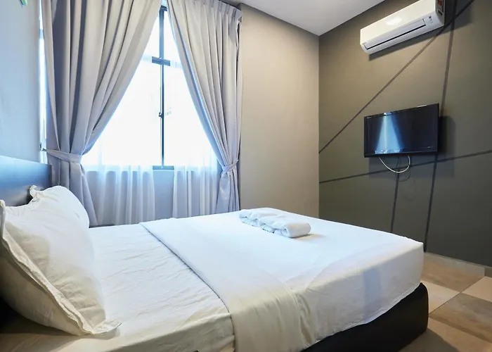 Elite Hotel Muar