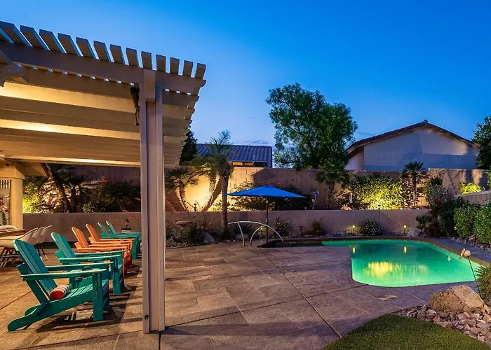 Coachella Chill: Luxury 4Br/4King Paradise Retreat