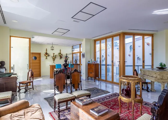 Casa Xanadu Carmona - Stylish Villa With Rooftop Terrace And Stunning Views Of Parador