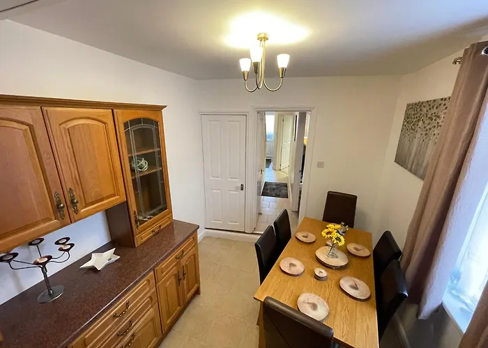 Beanies Lornestreet Four Bed House