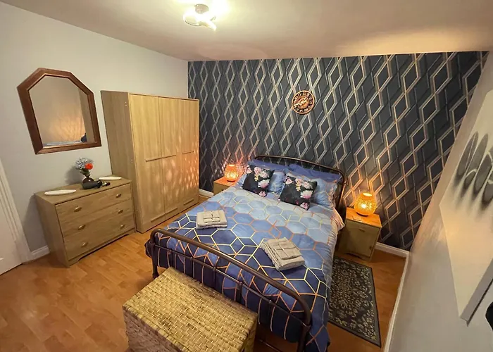Beanies Lornestreet Four Bed House