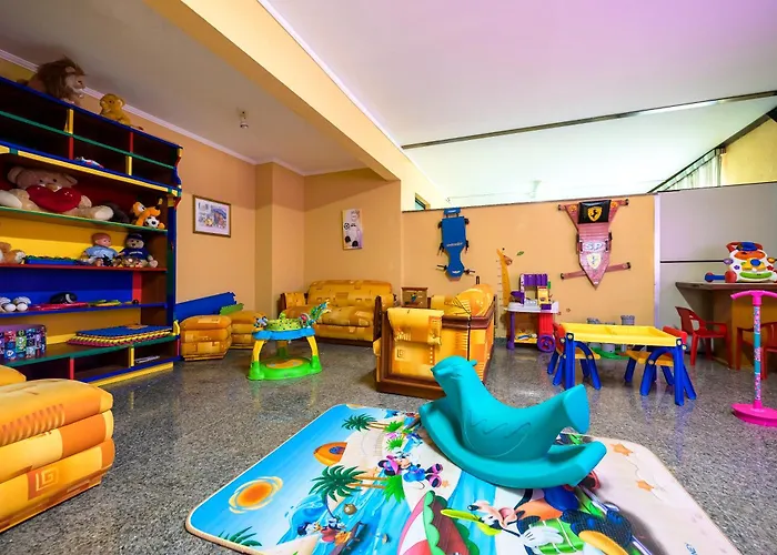 Rovi Plaza Hotel