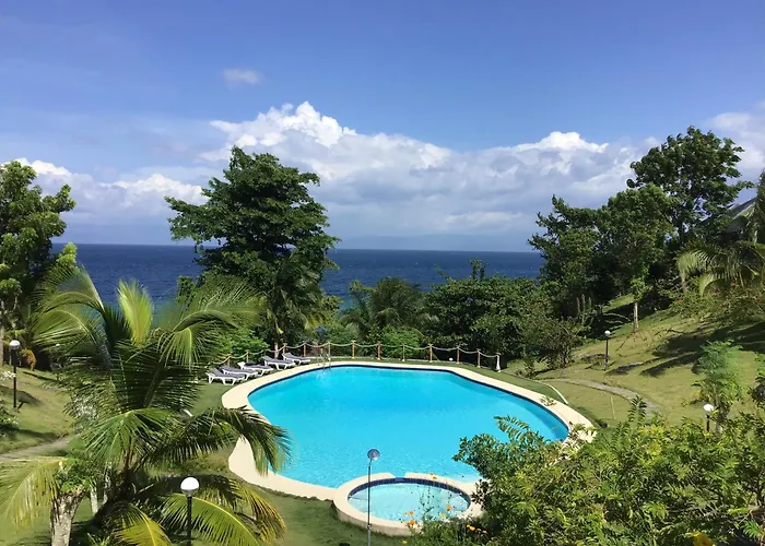 Cuestas Beach Resort And Restaurant
