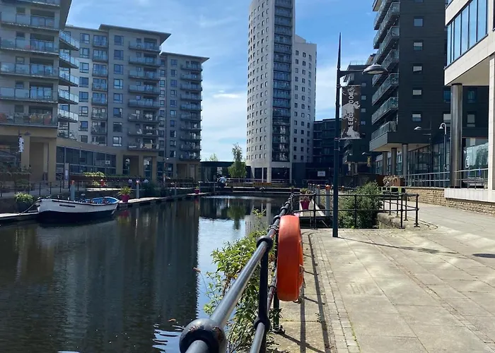Leeds Dock Apartment