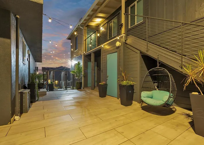 Oceanview Escape | Tower 9 Condo Steps From The Beach