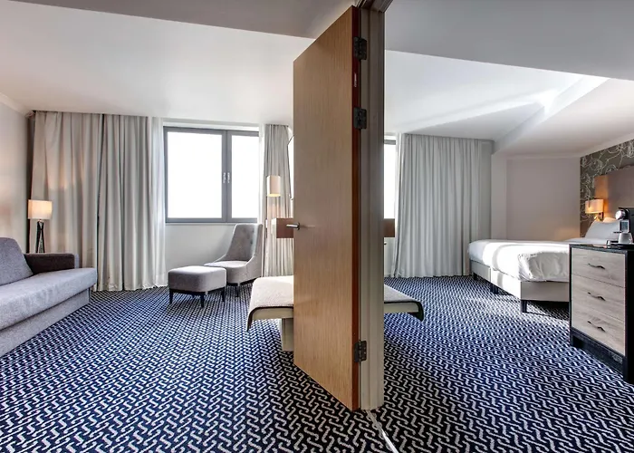 Radisson Blu Waterfront Hotel, Jersey