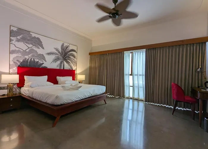 Prasanthi Hotel