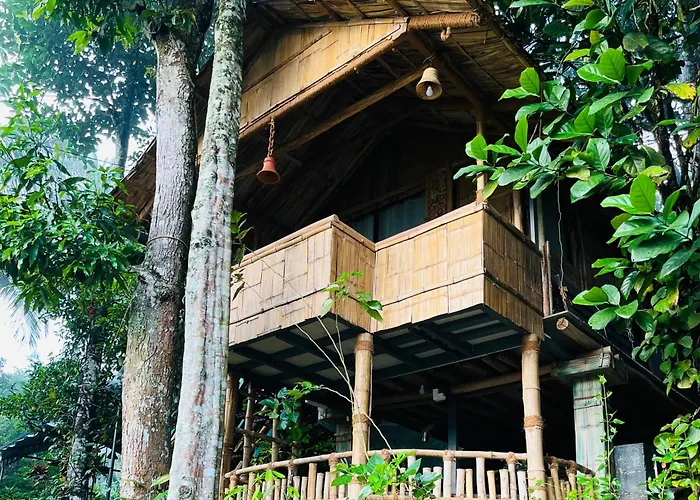 Fab - Bamboo Hut With Open Shower