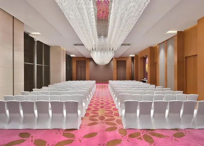 Courtyard By Marriott Navi Mumbai