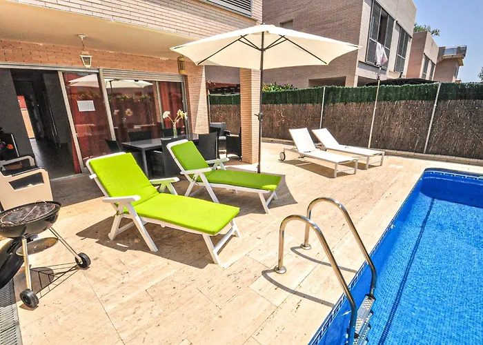 Litoral Costa Dorada - Villa Magnolia Only Families