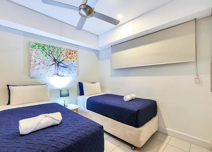 Darwin City Harbour Views-Situated Above The Oak Restaurant Coastalcoastretreats