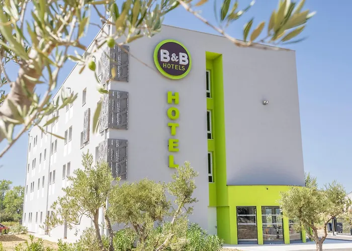 B&B Hotel Saint-Martin-De-Crau Alpilles Camargue