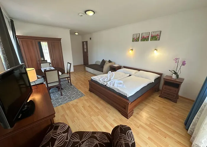 Boni Csaladi Wellness Hotel